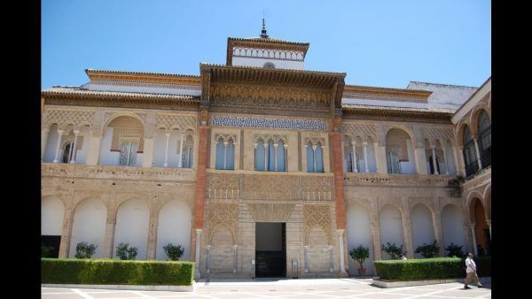 The ultimate Royal Alcazar of Seville guide/ #1 must see monument in the city. 1 alcazar seville